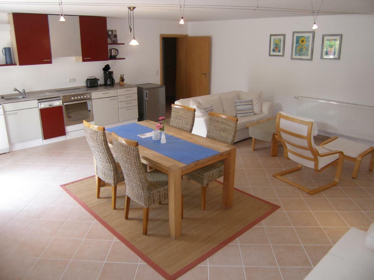 Ferienwohnung Stettfeld Экстерьер фото