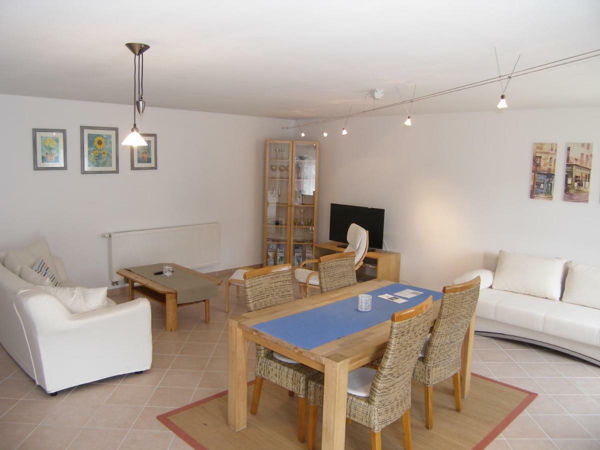 Ferienwohnung Stettfeld Экстерьер фото